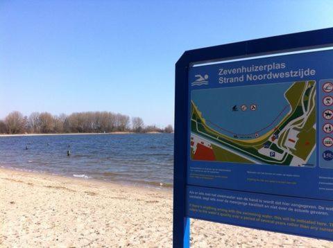De Strandgaper Zevenhuizen  Luaran gambar